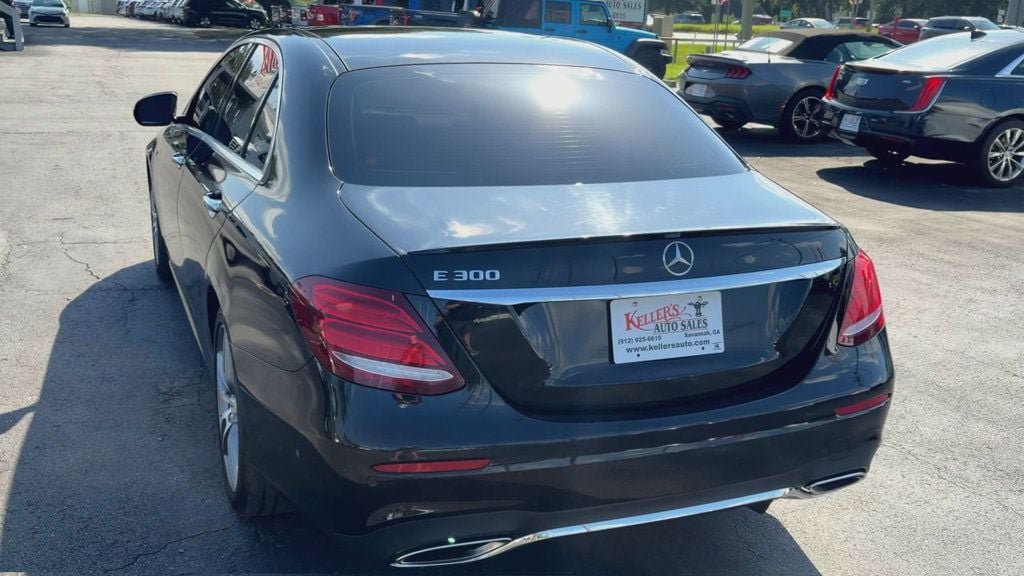 Used 2018 Mercedes-Benz E 300 image 7