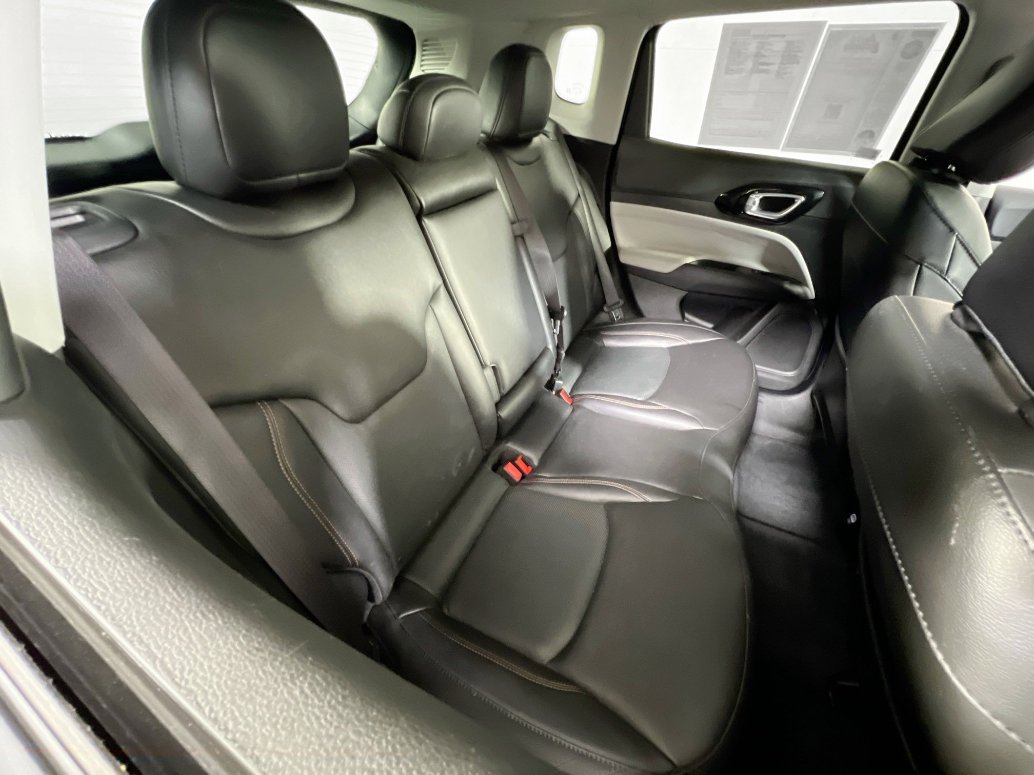 Used 2022 Jeep Compass Limited image 24