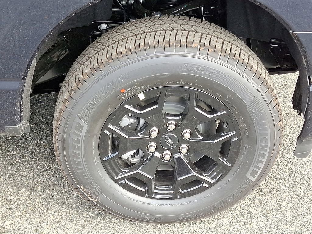 New 2025 Ford F150 Lightning XLT image 5