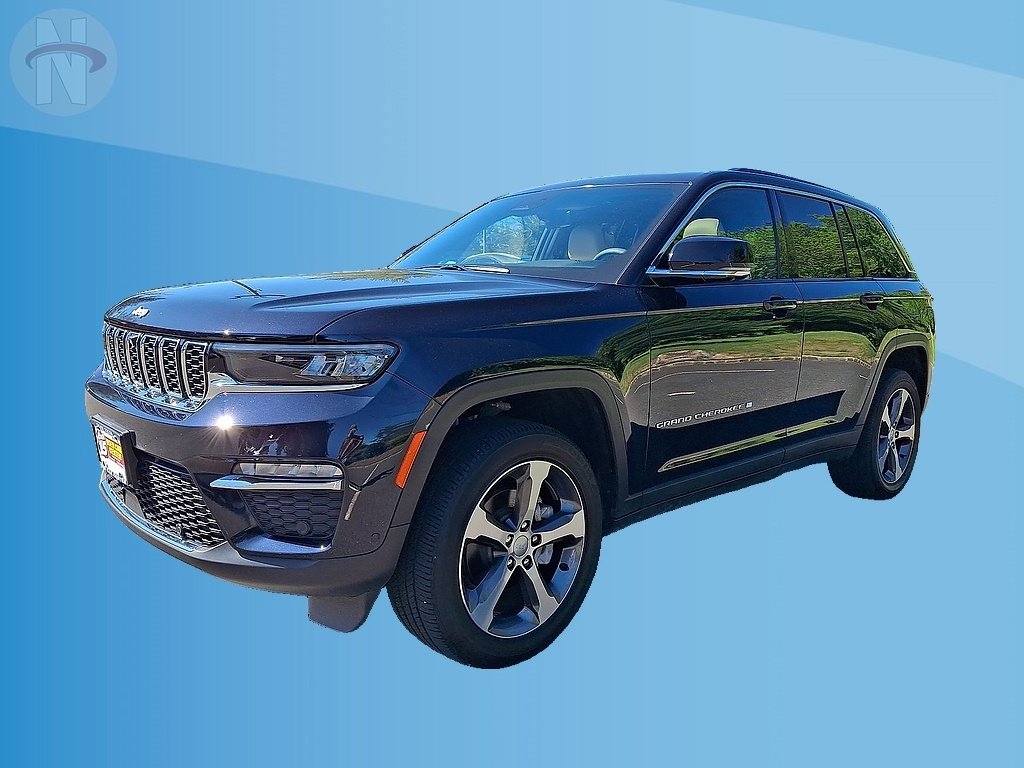 Used 2024 Jeep Grand Cherokee Limited w/ Luxury Tech Group II AWD/4WD image 10