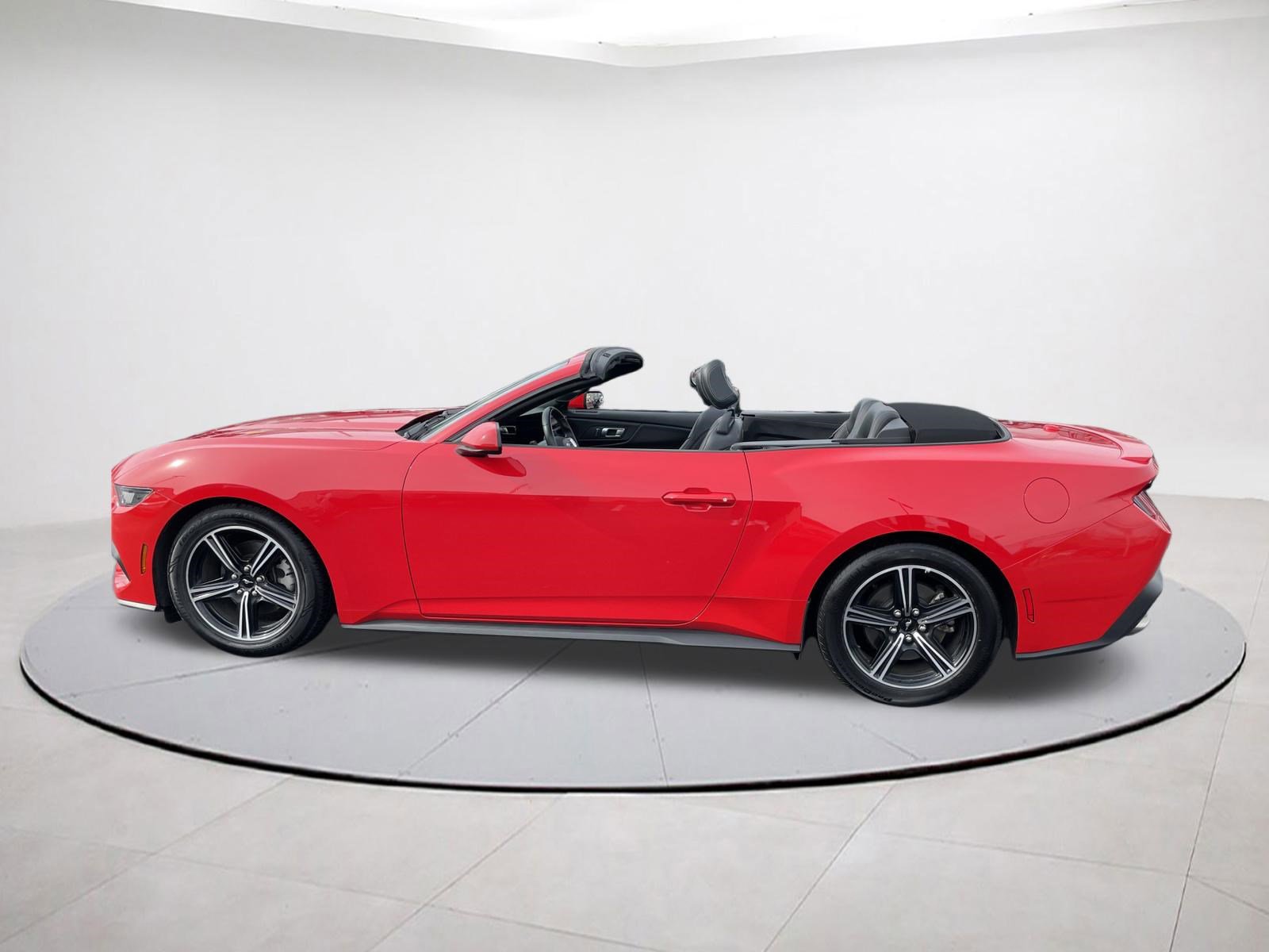 Used 2025 Ford Mustang Premium image 37