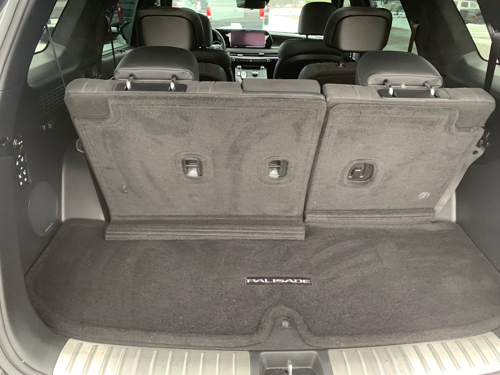 Used 2024 Hyundai Palisade Calligraphy image 31