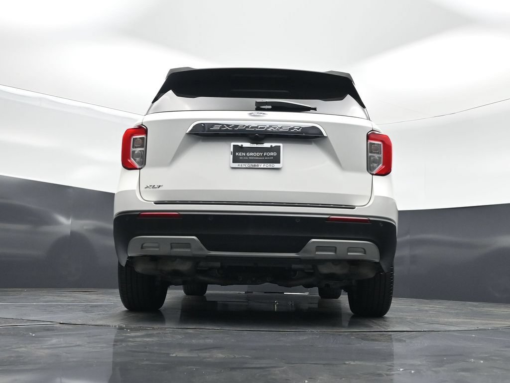 Certified 2021 Ford Explorer XLT w/ Equipment Group 202A RWD image 46