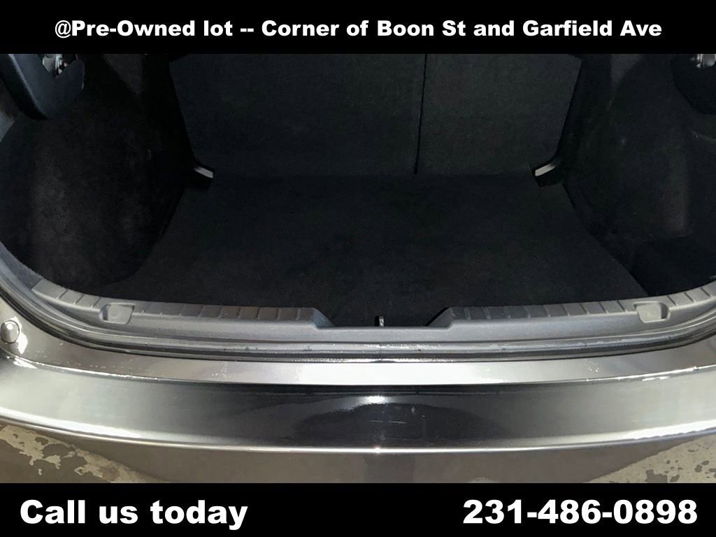 Used 2025 MAZDA MAZDA3 s image 28