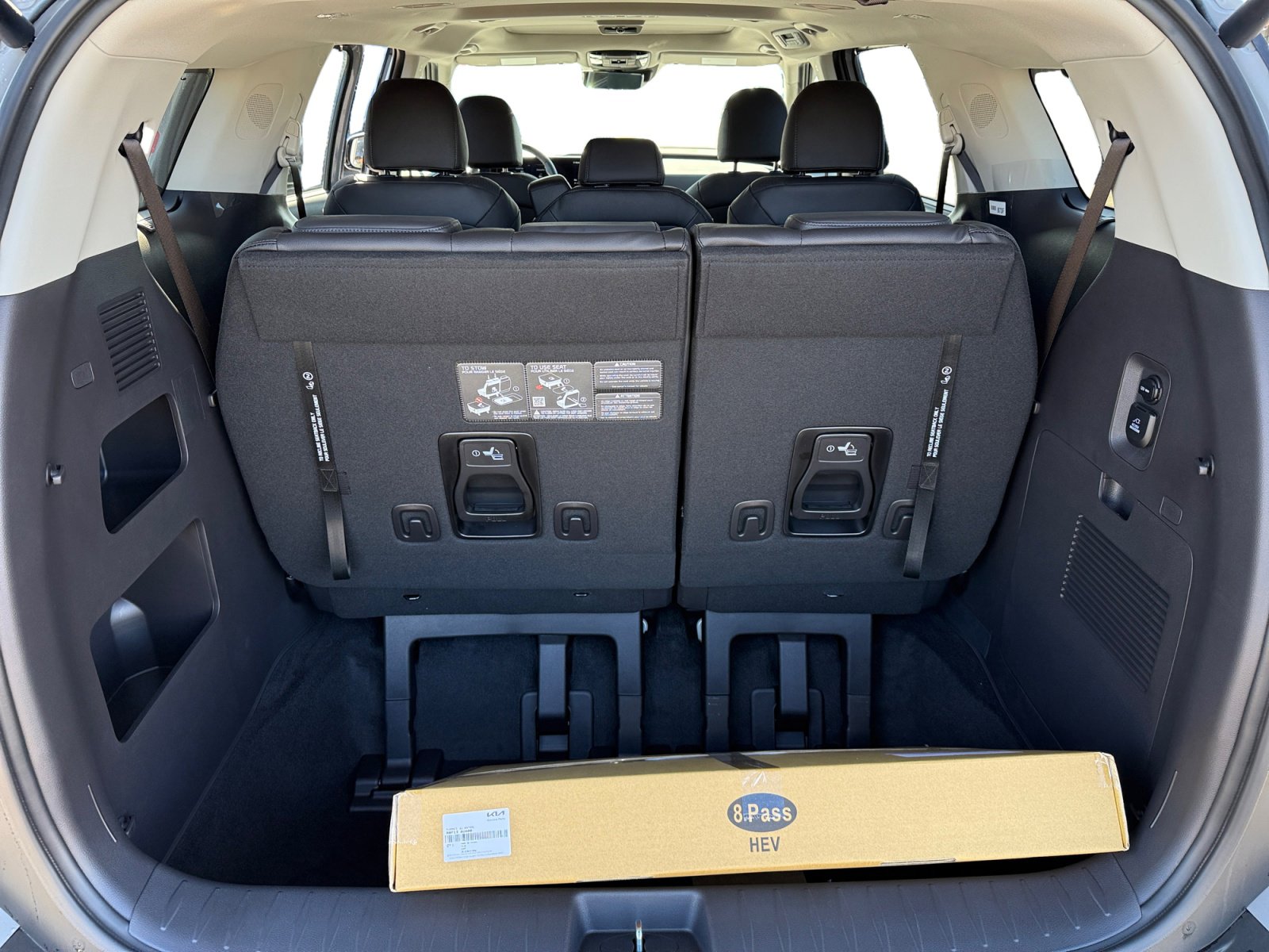 New 2026 Kia Carnival SX Prestige image 17