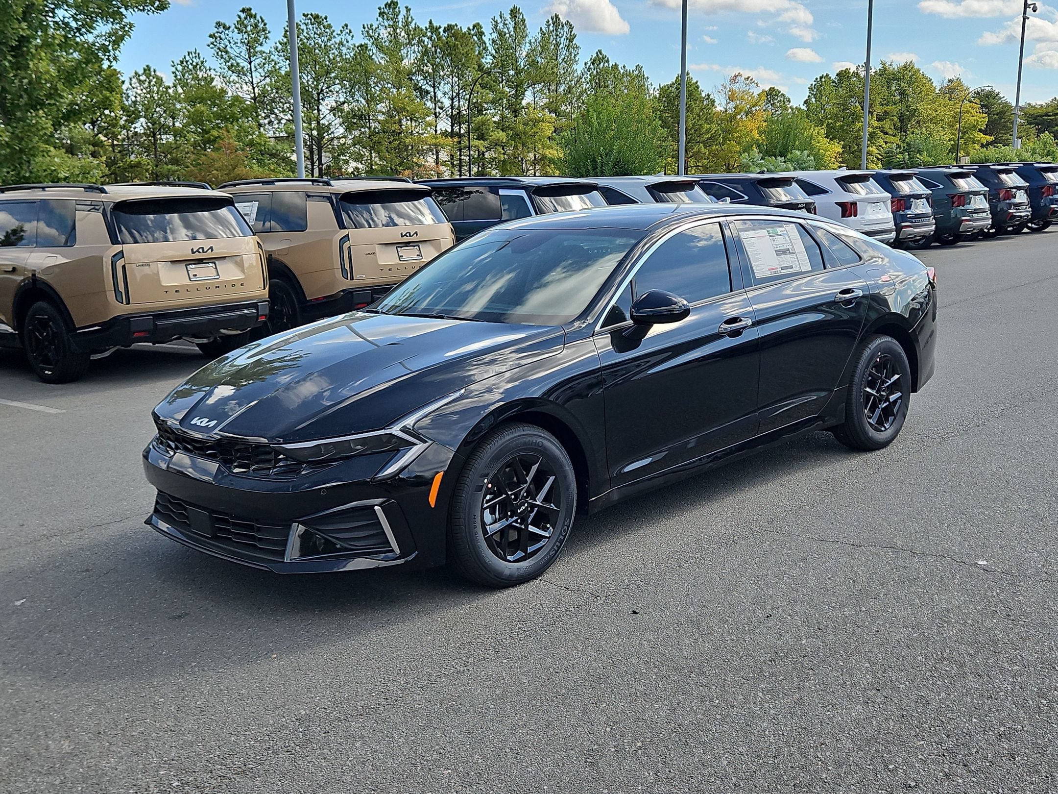 New 2026 Kia K5 LXS FWD image 3