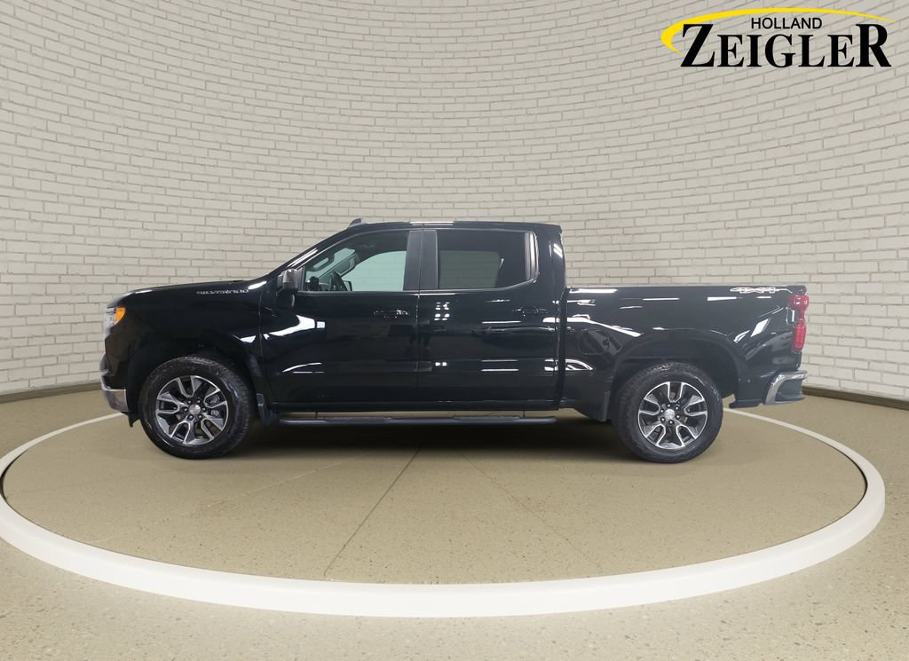 Used 2024 Chevrolet Silverado 1500 LT AWD/4WD image 8