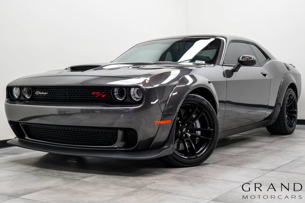 Used 2023 Dodge Challenger R/T Scat Pack RWD image 1