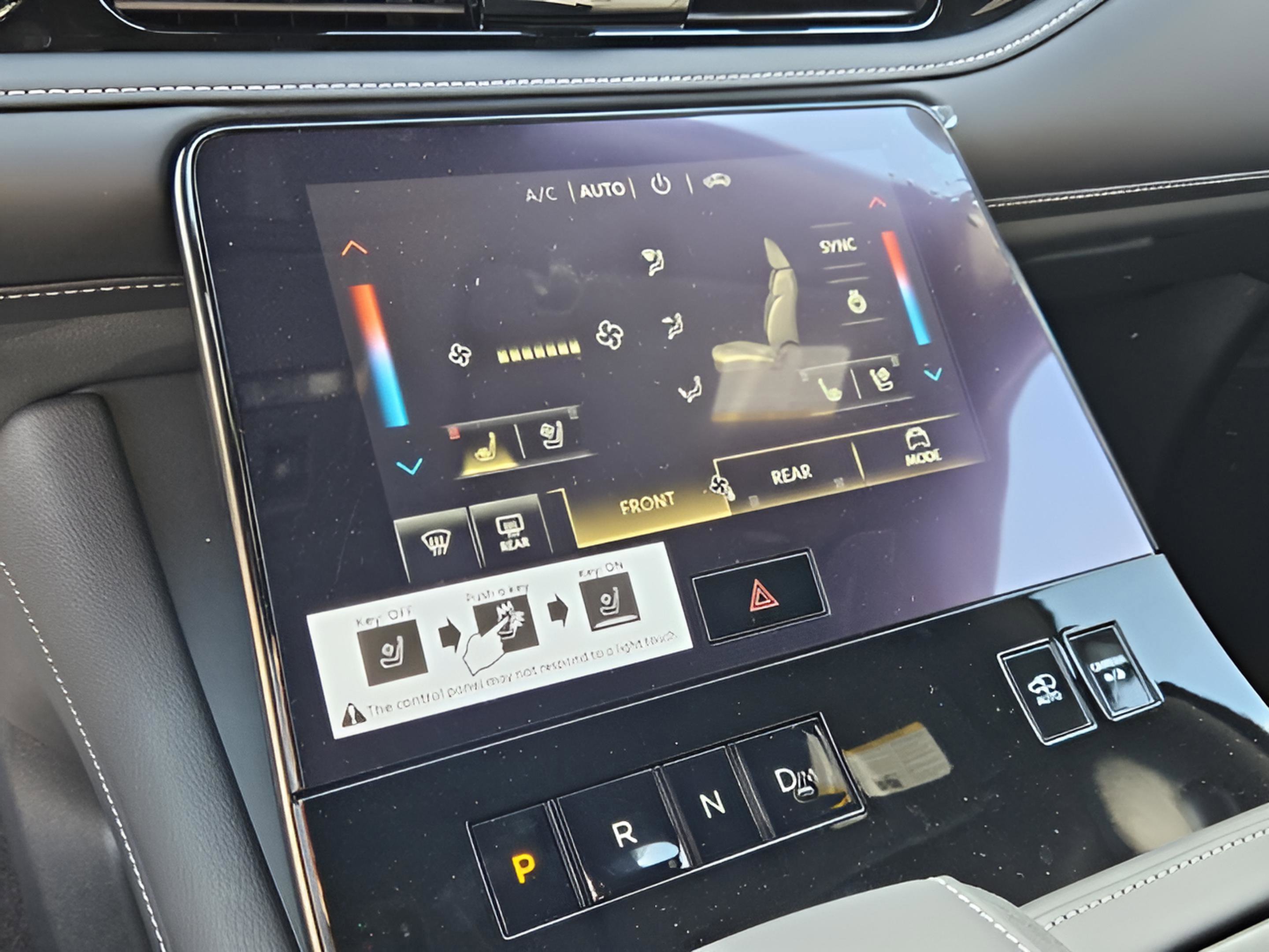 New 2026 INFINITI QX80 Autograph w/ Premium Cargo Package image 17