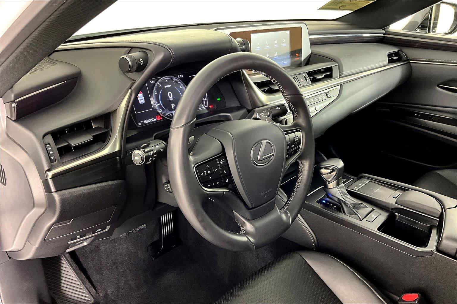 Used 2021 Lexus ES 350 w/ Premium Package FWD image 15