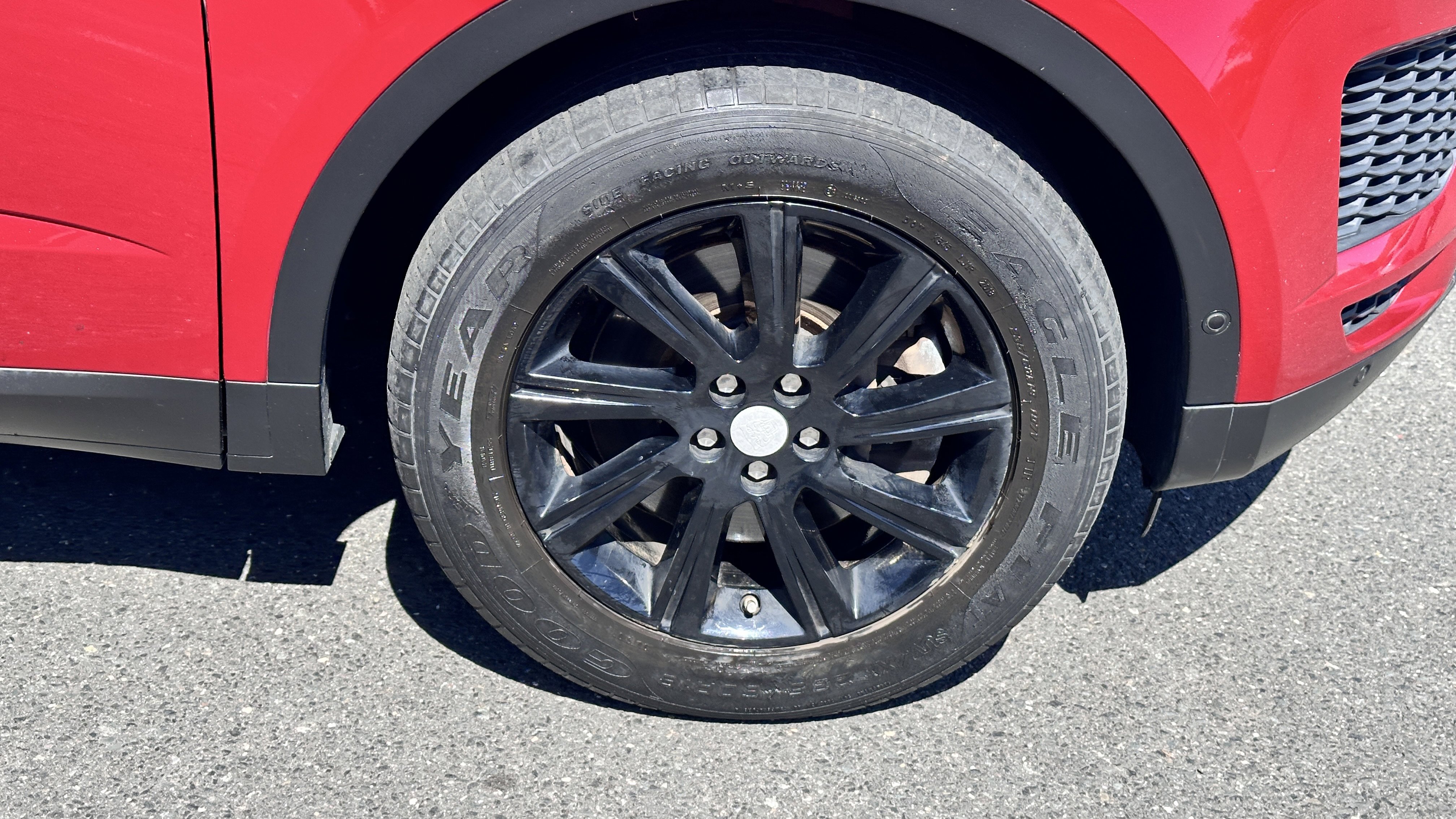 Used 2018 Jaguar E-PACE S AWD/4WD image 20