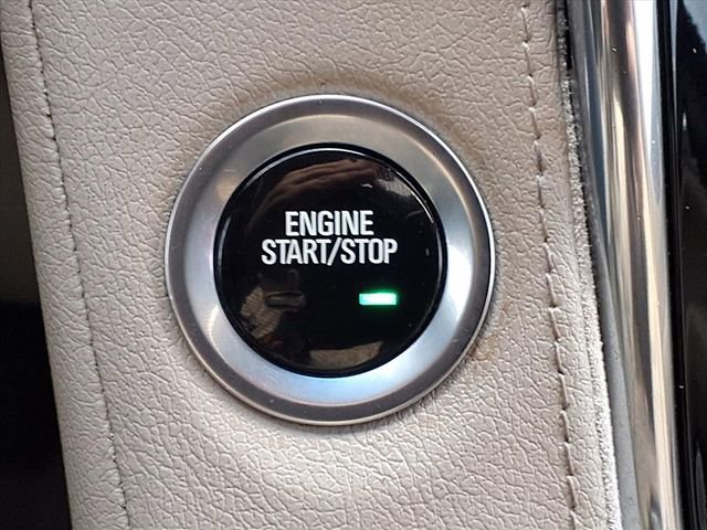 Used 2018 Cadillac Escalade ESV Premium Luxury image 20