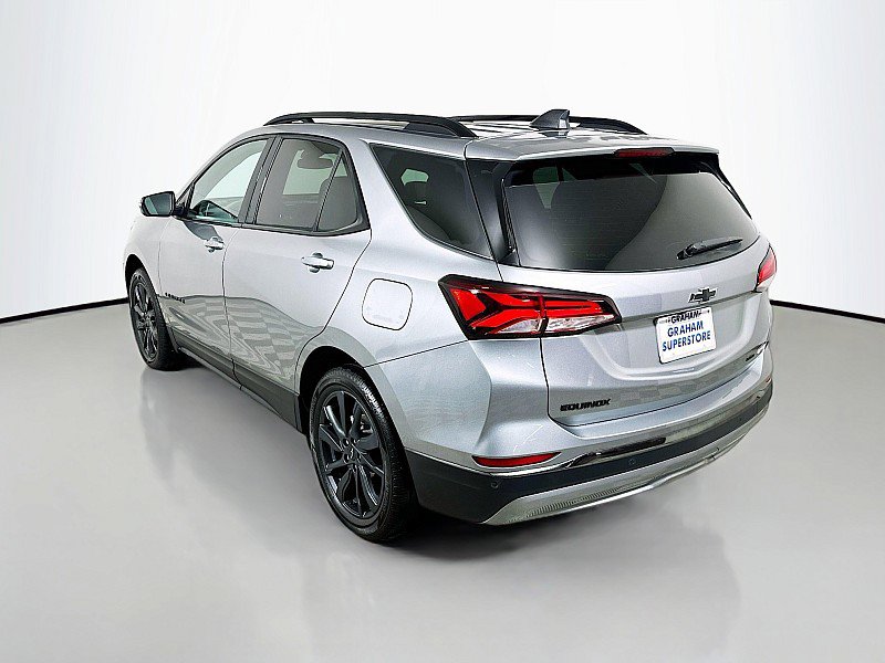 Used 2023 Chevrolet Equinox RS w/ RS Leather Package image 5