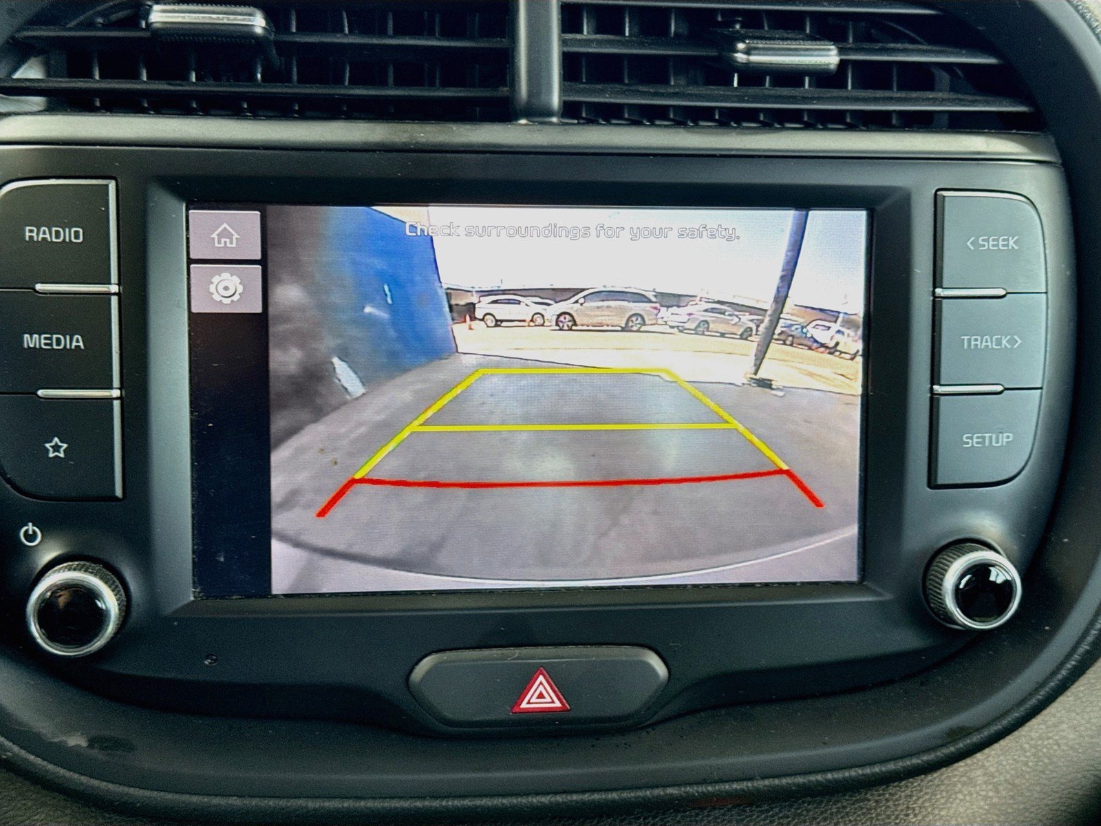 Used 2024 Kia Soul LX w/ Option Group 015 FWD image 9