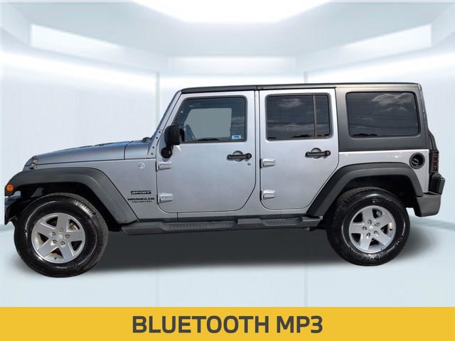 Used 2013 Jeep Wrangler Unlimited Sport image 2