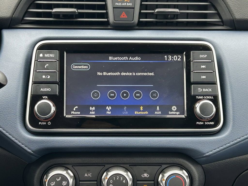 Used 2025 Nissan Versa SV w/ Trunk Package image 13