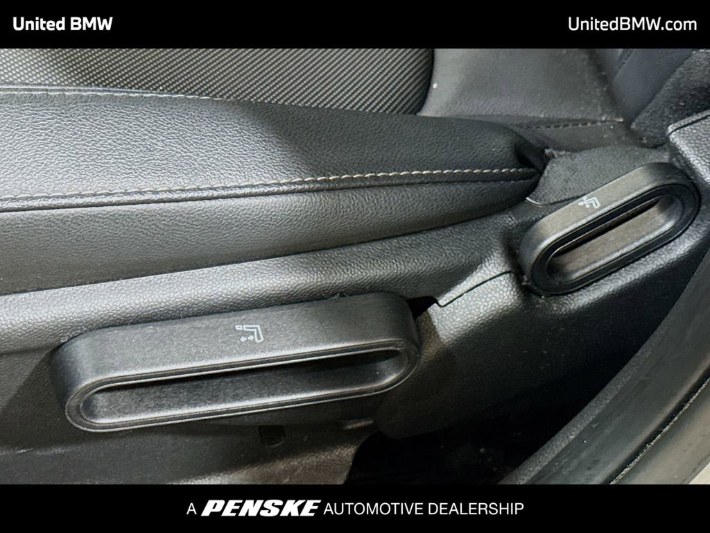 Used 2023 MINI Cooper S image 4