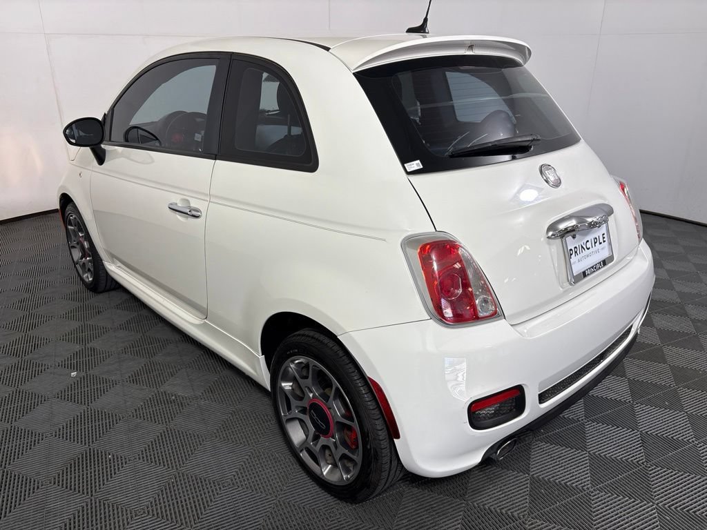 Used 2012 FIAT 500 Sport w/ Safety & Convenience Pkg FWD image 7