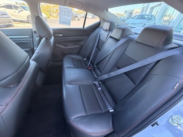 Used 2024 Nissan Altima 2.5 SR FWD image 27