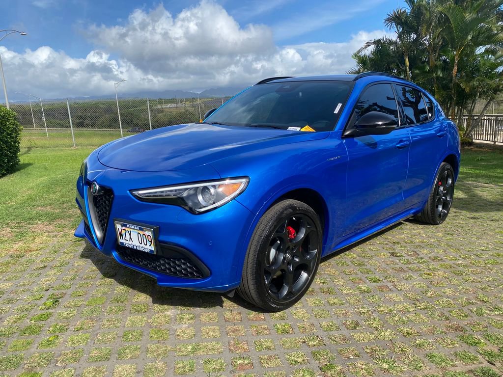 Used 2022 Alfa Romeo Stelvio Veloce image 21