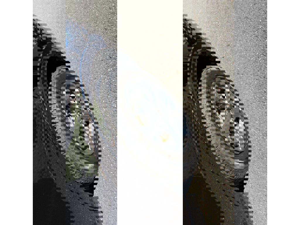 Used 2024 Ford Escape ST-Line w/ Cold Weather Package image 10