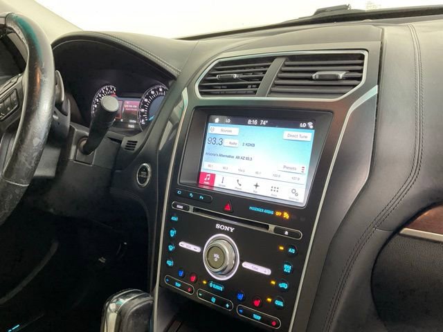 Used 2017 Ford Explorer Platinum image 21