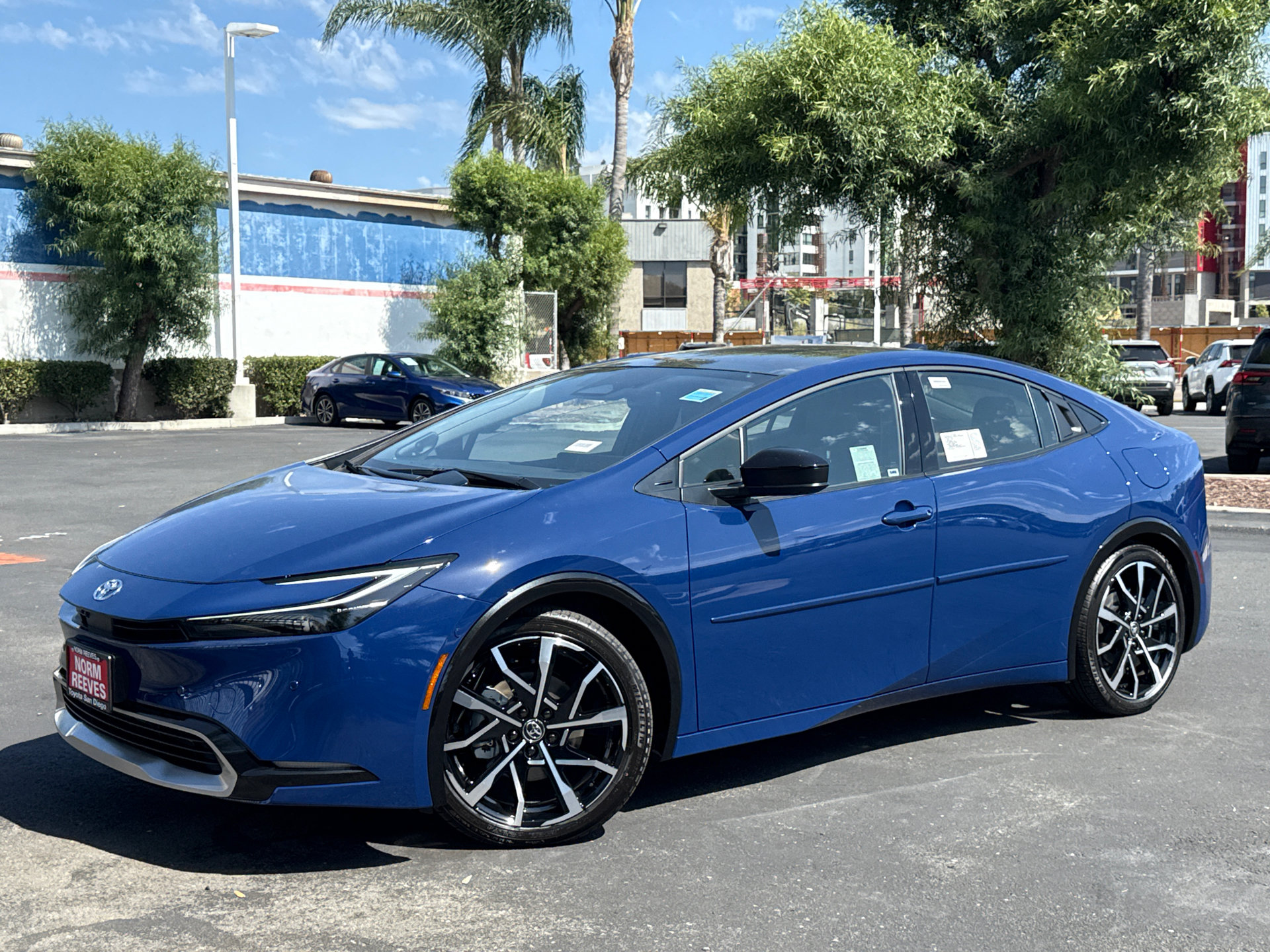 New 2026 Toyota Prius Plug-In Hybrid FWD image 2