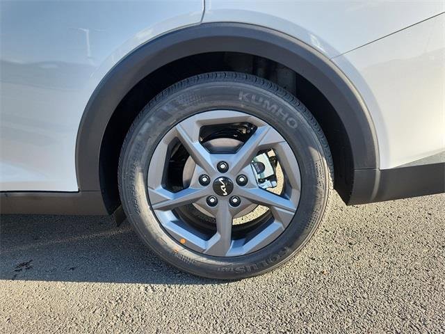 New 2025 Kia K4 LXS image 26