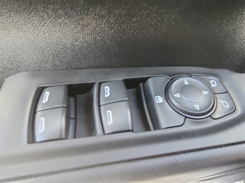 Used 2024 Chevrolet Silverado 1500 Custom image 23