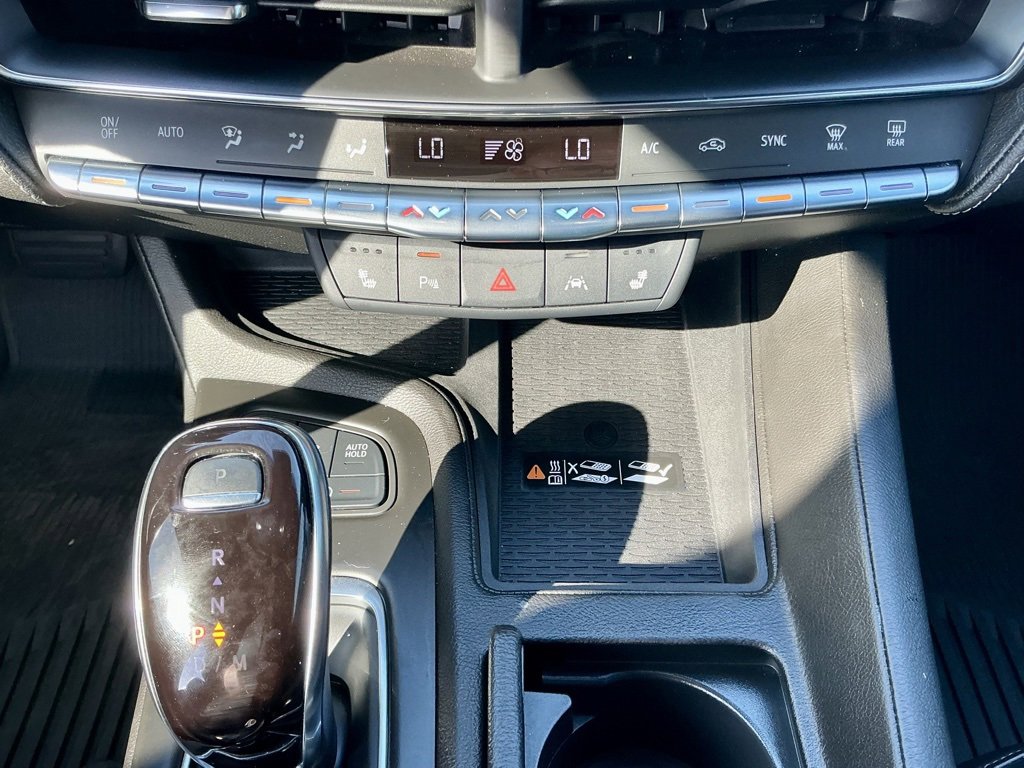 Used 2022 Cadillac CT5 Luxury w/ Sun And Sound Package image 32