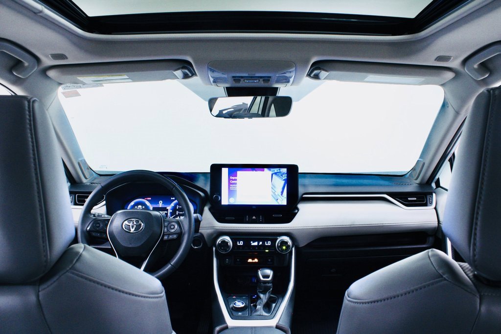 Used 2024 Toyota RAV4 Limited image 19