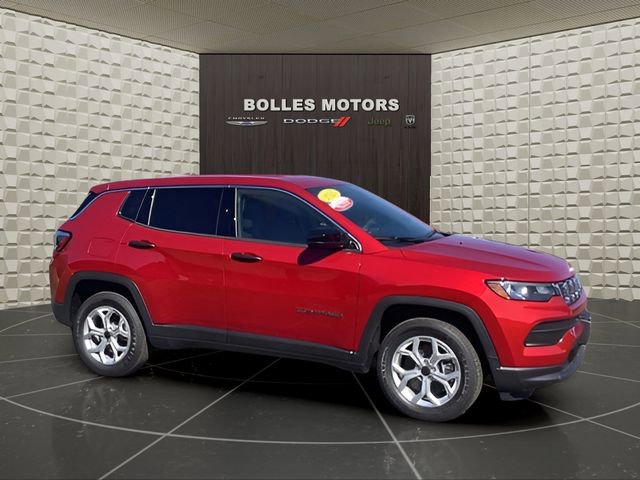 Certified 2025 Jeep Compass Sport image 2