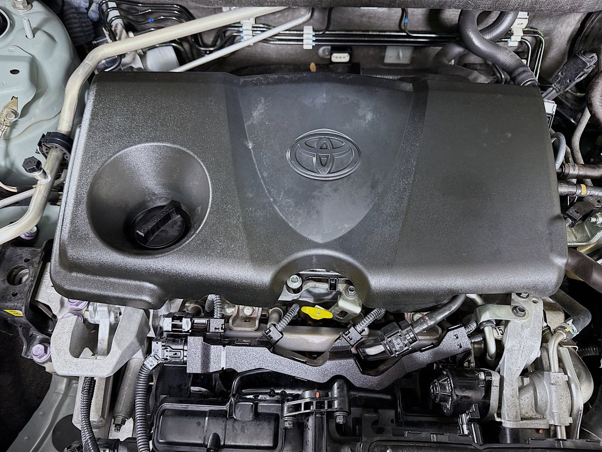 Used 2019 Toyota RAV4 XLE Premium image 39