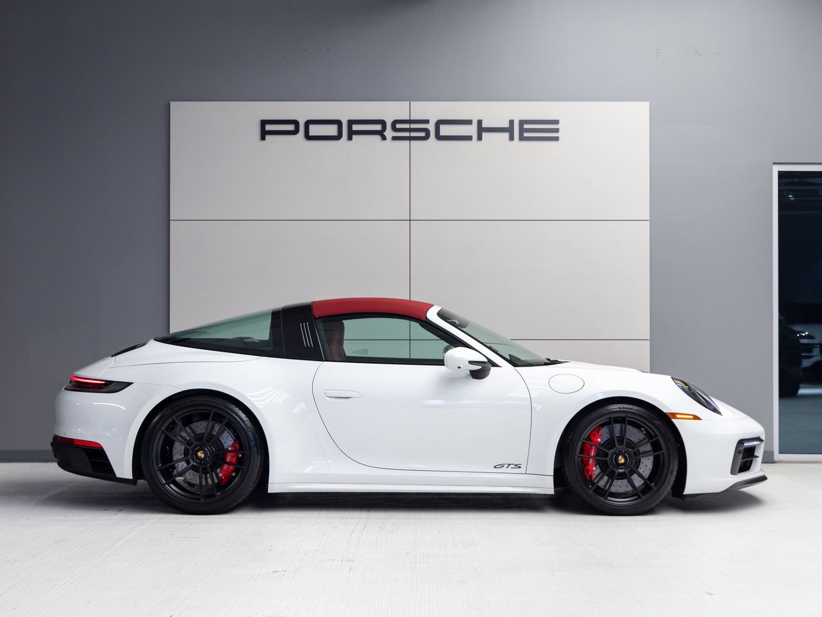 Certified 2024 Porsche 911 Targa 4 GTS w/ Premium Package image 8