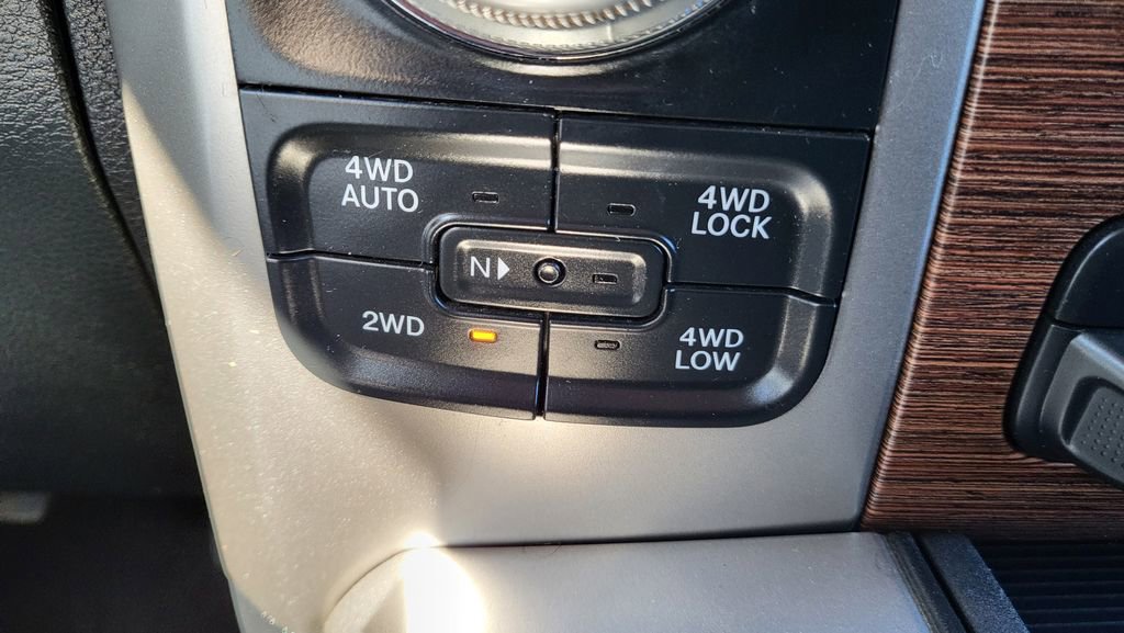 Used 2017 RAM 1500 Laramie w/ Convenience Group image 32