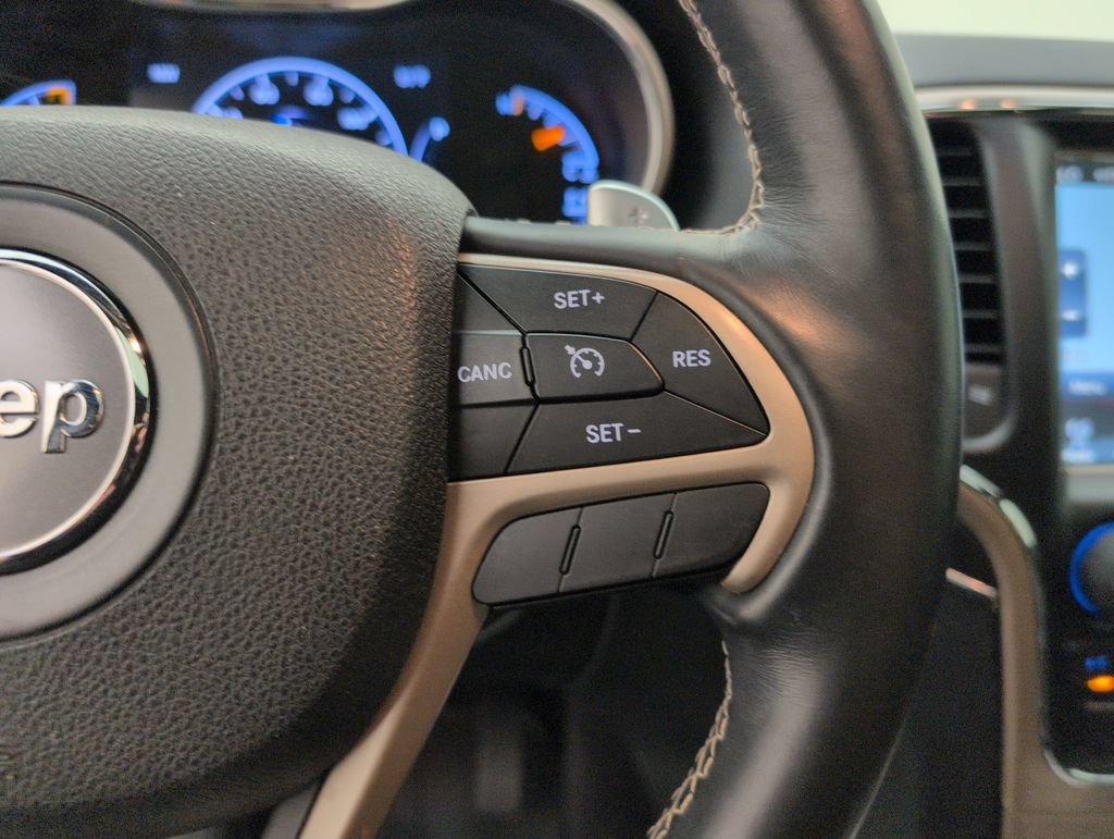 Used 2017 Jeep Grand Cherokee Limited RWD image 39