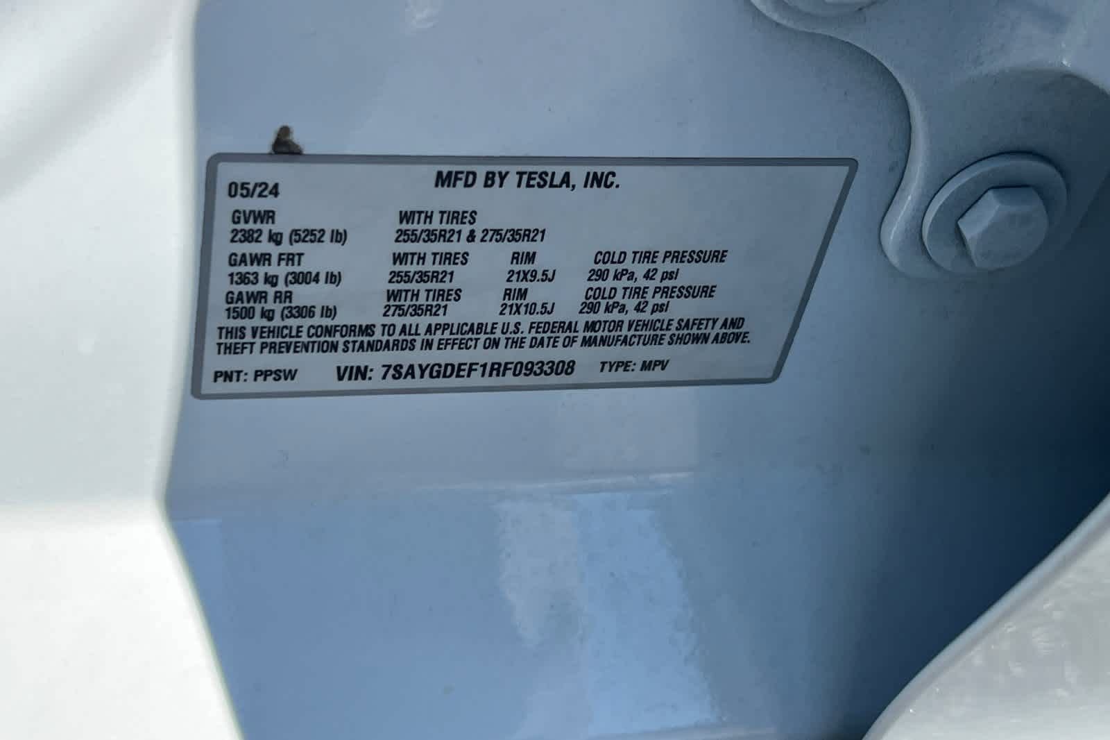 Used 2024 Tesla Model Y Performance image 29