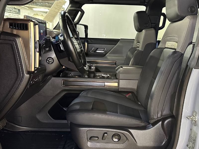 Used 2024 GMC Hummer EV 2X w/ Extreme Off-Road Package AWD/4WD image 20