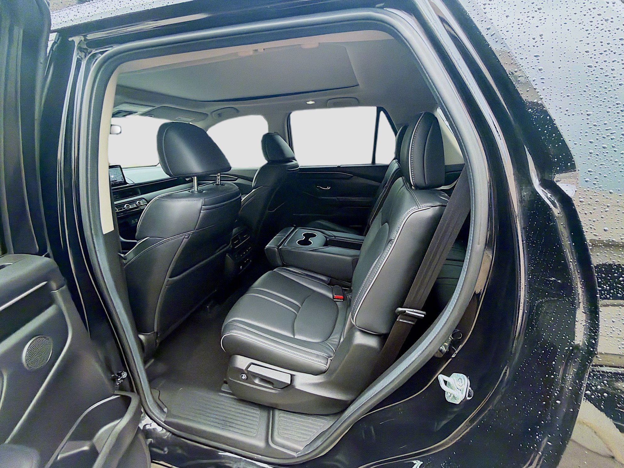 Used 2025 Honda Pilot Elite image 24