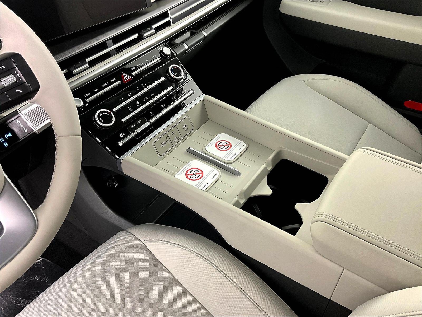 New 2027 Hyundai Santa Fe SE FWD image 12