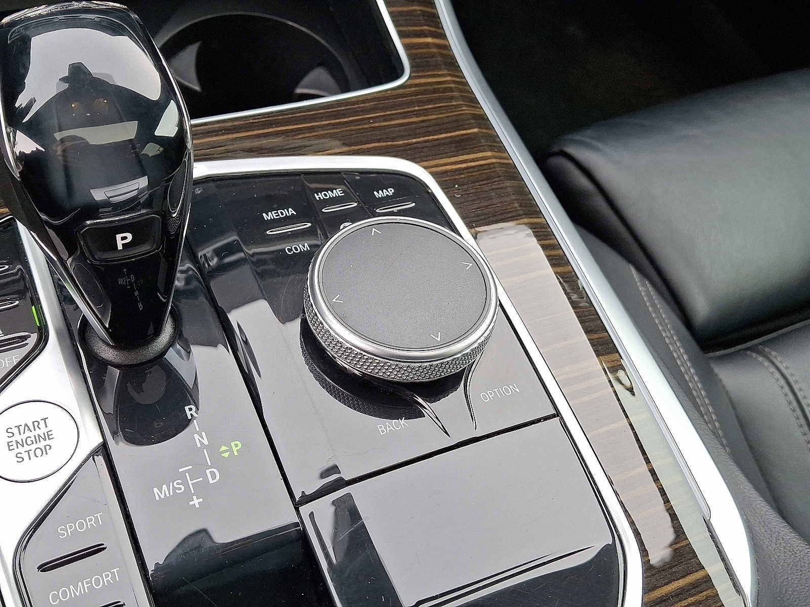 Used 2020 BMW X5 xDrive40i w/ Convenience Package image 25