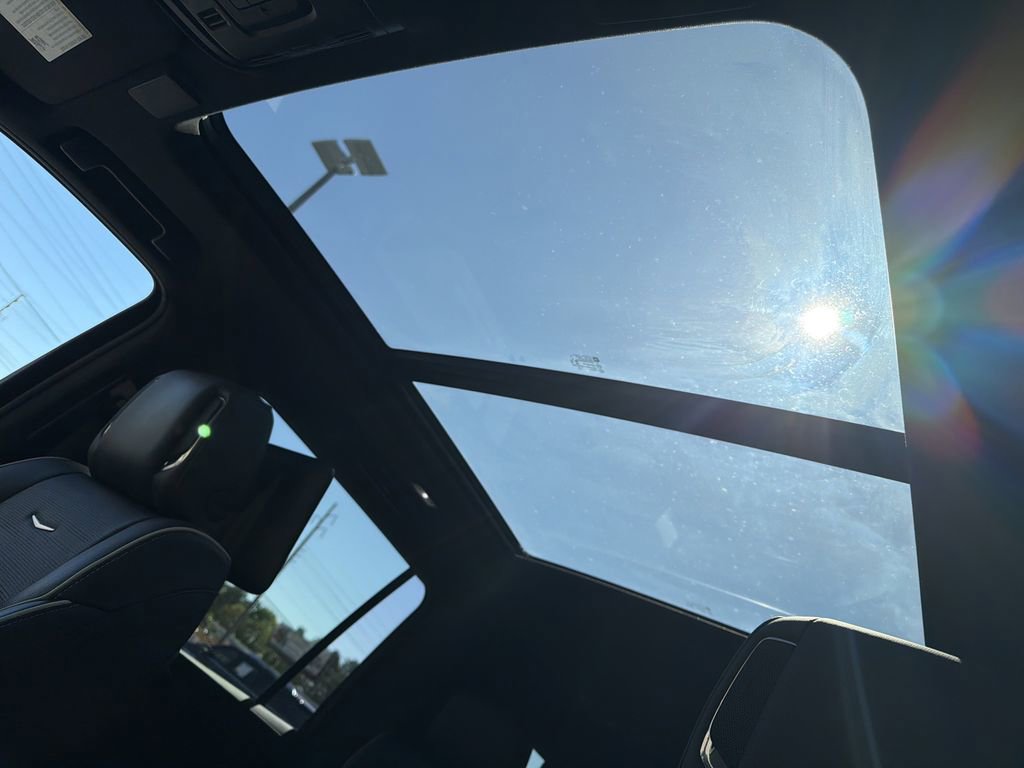 Certified 2021 Cadillac Escalade ESV Premium Luxury image 38