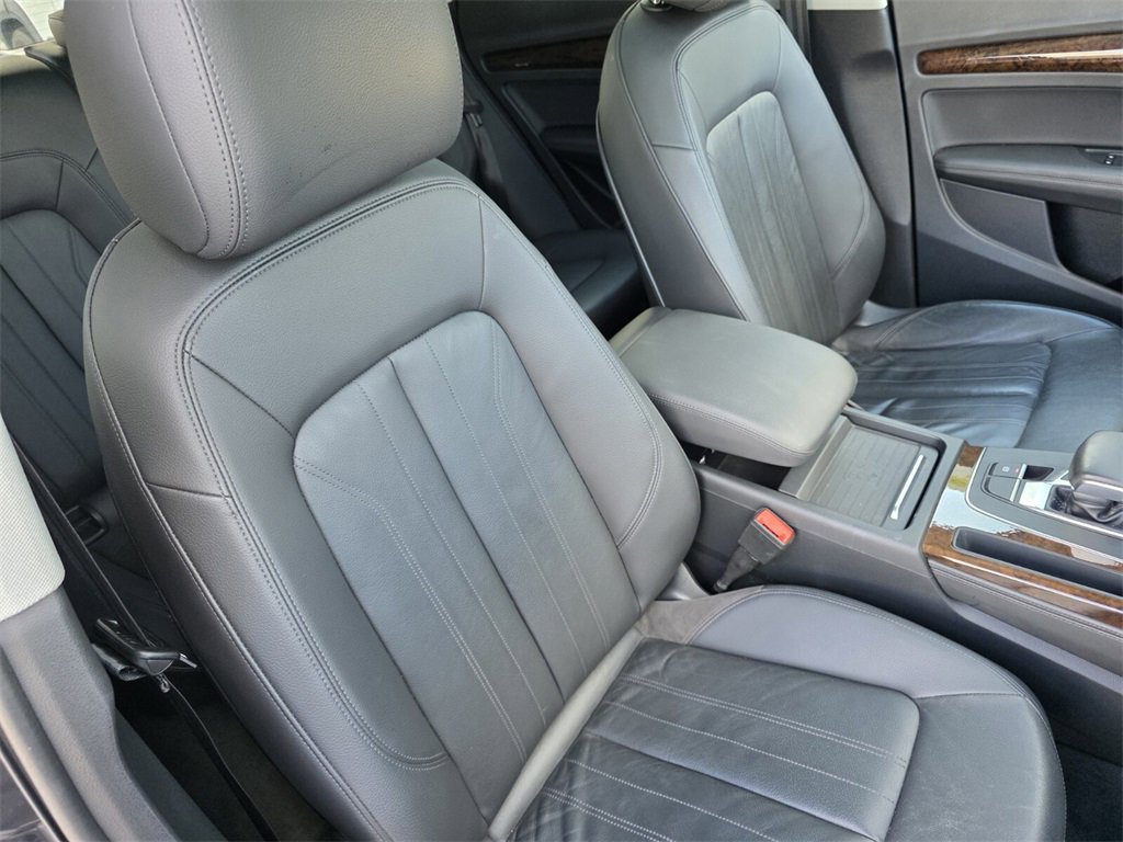 Used 2020 Audi Q5 2.0T Premium Plus image 34
