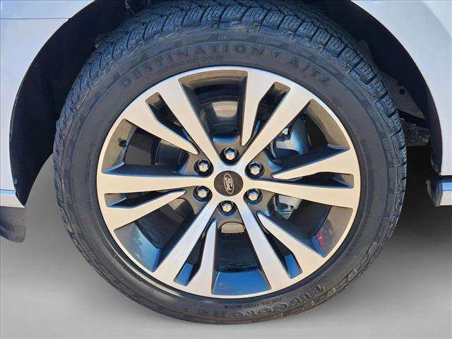 Used 2021 Ford Expedition Platinum image 27