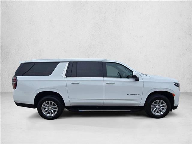 Used 2024 Chevrolet Suburban LT w/ Luxury Package RWD video 4