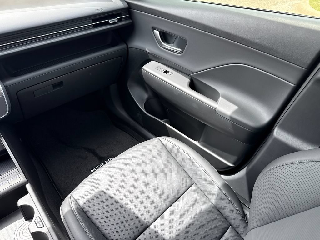 New 2026 Hyundai Kona SEL Premium FWD image 15