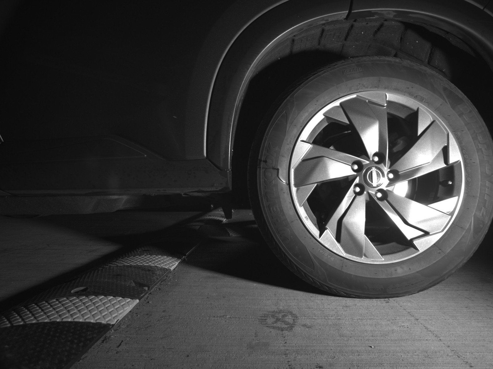 Used 2025 Nissan Rogue SV image 14