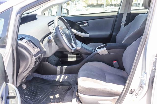Used 2015 Toyota Prius Three w/ Preferred Accessory Package FWD image 14
