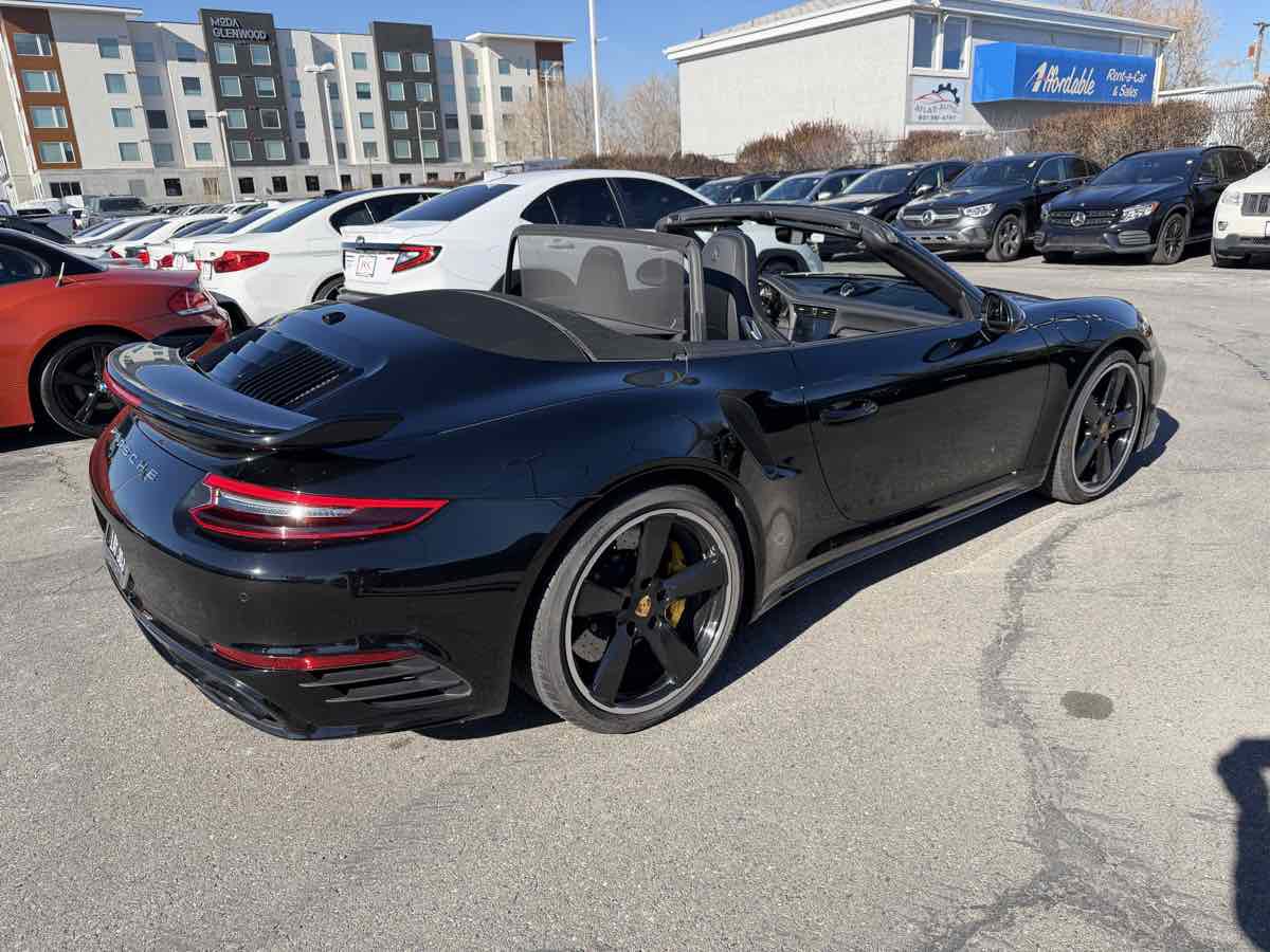 Used 2019 Porsche 911 Turbo S image 4