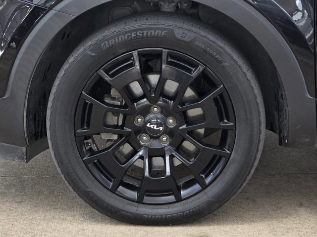 Used 2022 Kia Telluride SX w/ SX Prestige Package AWD/4WD image 9